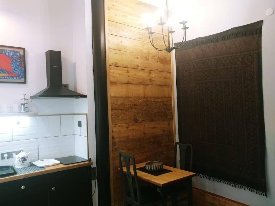 Cozy Studio-Apartment In The Center Of Tbilisi Ngoại thất bức ảnh